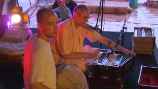 quotEvening Kirtanquot HH Niranjana Swami VSF  Baltic 2015 July 22 [upl. by Animrac724]